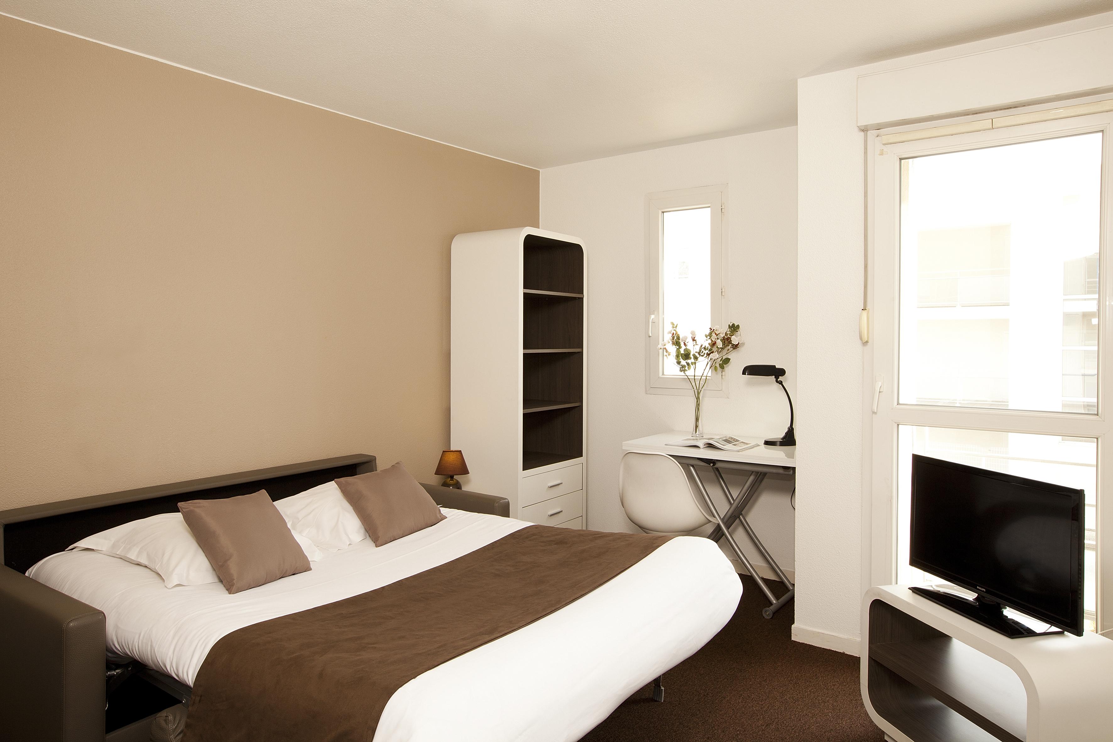 Sejours & Affaires La Rochelle Les Minimes Aparthotel Exterior photo