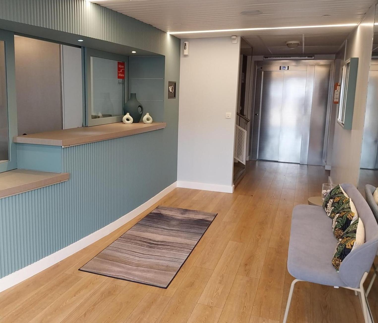 Sejours & Affaires La Rochelle Les Minimes Aparthotel Exterior photo