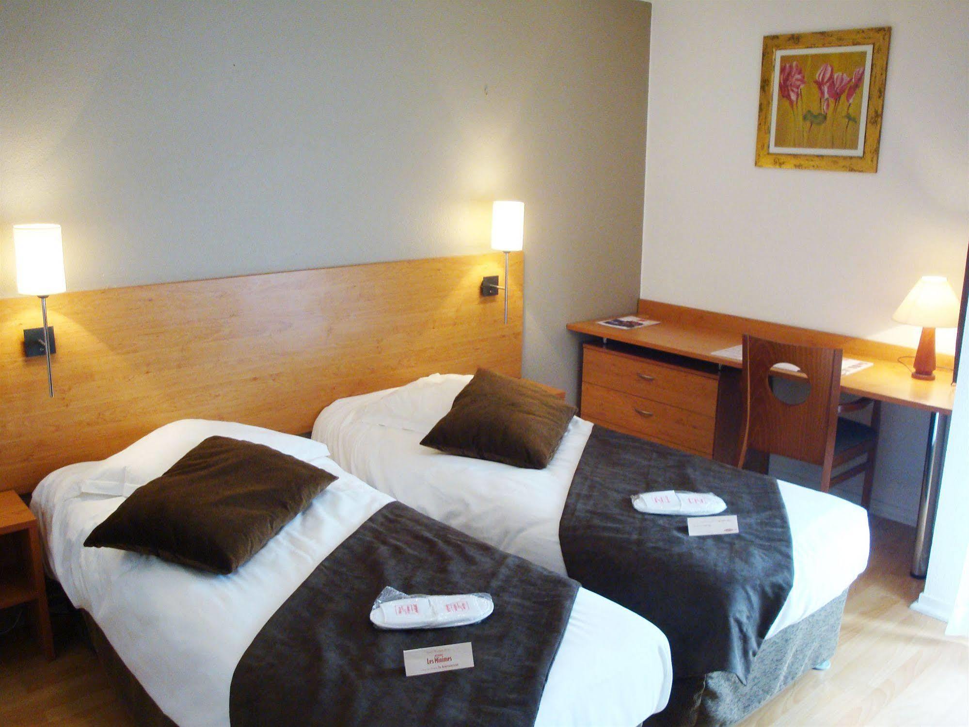 Sejours & Affaires La Rochelle Les Minimes Aparthotel Exterior photo